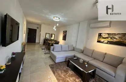 شقة - 3 غرف نوم - 3 حمامات للايجار في مون ريزيدنس - فيفث سكوير - التجمع الخامس - مدينة القاهرة الجديدة - القاهرة