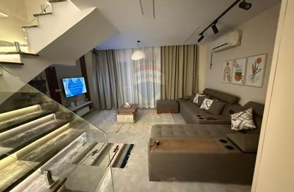 Twin House - 3 Bedrooms - 3 Bathrooms for rent in Mountain View - Ras Al Hekma - North Coast