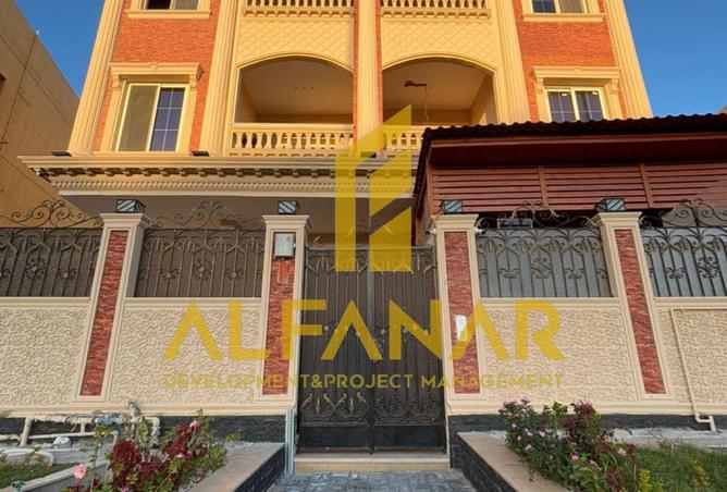 8520900 - Property Image 2