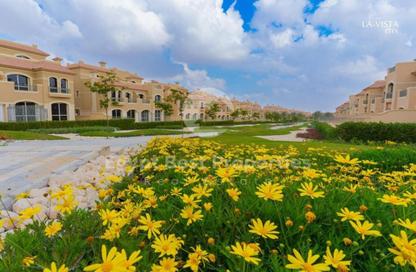 Twin House - 4 - 4 for sale in Fifth Square - The 5th Settlement - New Cairo City - Cairo