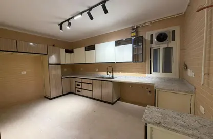 Apartment - 4 Bedrooms - 3 Bathrooms for rent in Al Bostan St. - 9th District - Sheikh Zayed City - Giza