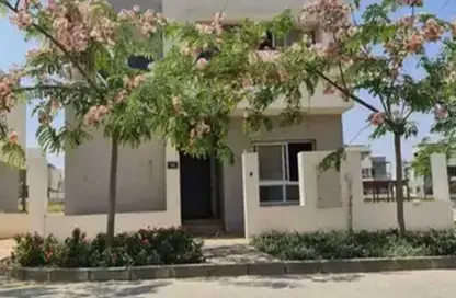 فيلا - 5 غرف نوم - 4 حمامات للبيع في مونتانيا بارك - مدينة زايد الجديدة - الشيخ زايد - الجيزة