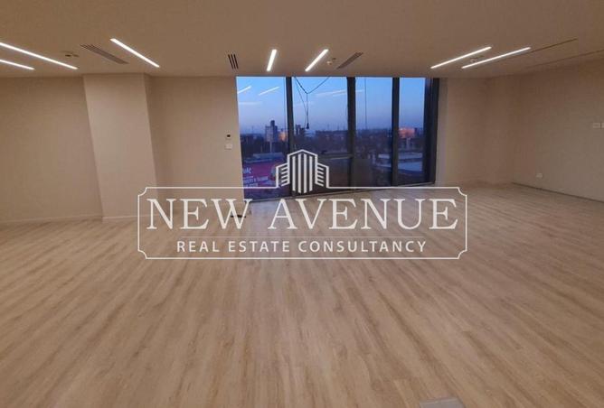 8589703 - Property Image 2