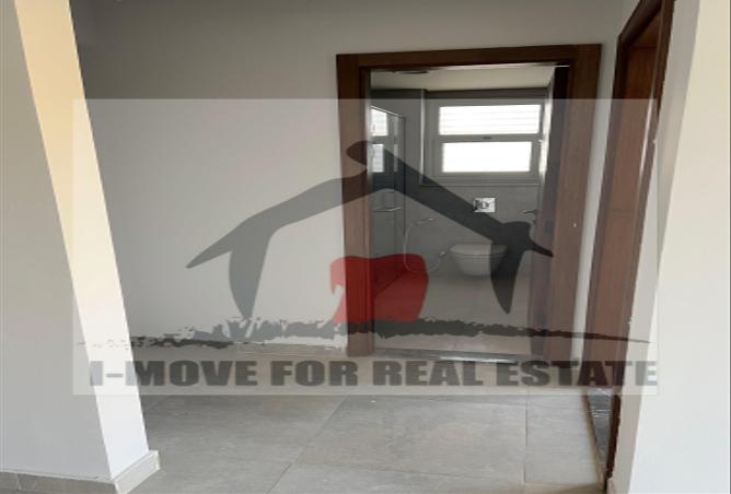 67214882 - Property Image 2