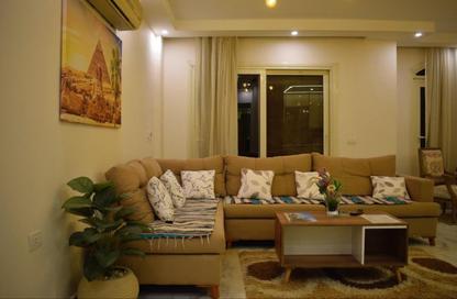 Apartment - 3 Bedrooms - 2 Bathrooms for rent in Stone Residence - 5th Settlement Compounds - The 5th Settlement - New Cairo City - Cairo