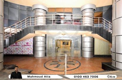 Apartment - 3 Bedrooms - 2 Bathrooms for sale in Shaarawy St. - Laurent - Hay Sharq - Alexandria