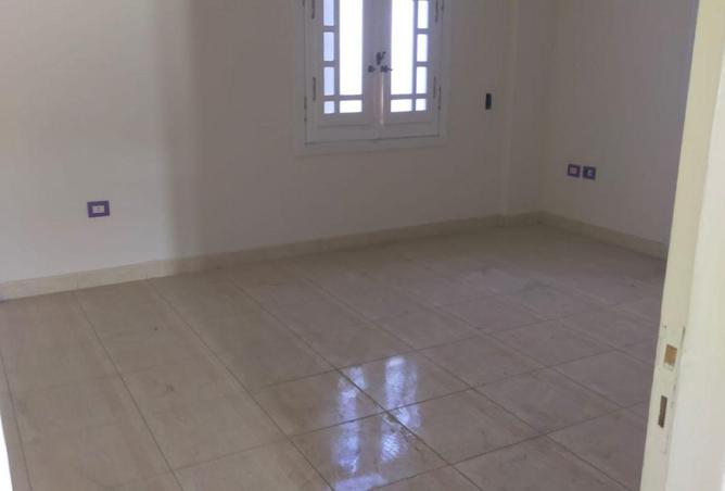 8718928 - صورة العقار 2