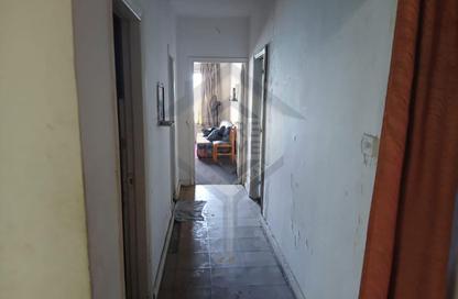 Apartment - 2 Bedrooms - 1 Bathroom for sale in Al Geish Road - Glim - Hay Sharq - Alexandria