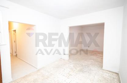 Apartment - 3 Bedrooms - 1 Bathroom for sale in Bek St. - Saba Basha - Hay Sharq - Alexandria Apartment - 3 Bedrooms - 1 Bathroom for sale in Bek St. - Saba Basha - Hay Sharq - Alexandria
