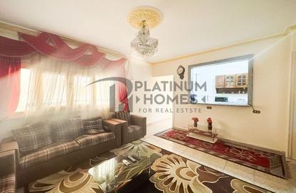 Apartment - 3 Bedrooms - 1 Bathroom for sale in El Gaish Road - Miami - Hay Awal El Montazah - Alexandria