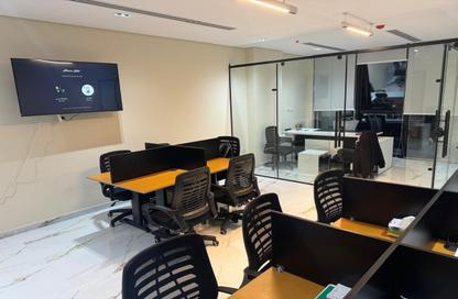 Office Space - 2 Bedrooms - 2 Bathrooms for rent in Hyde Park Business District Mall - South Teseen St. - The 5th Settlement - New Cairo City - Cairo