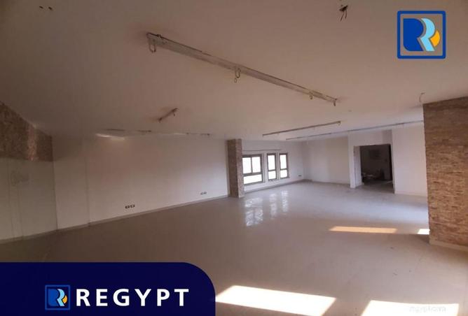 8693855 - Property Image 2