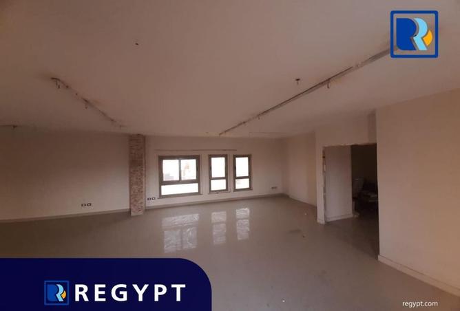 8693855 - Property Image 3