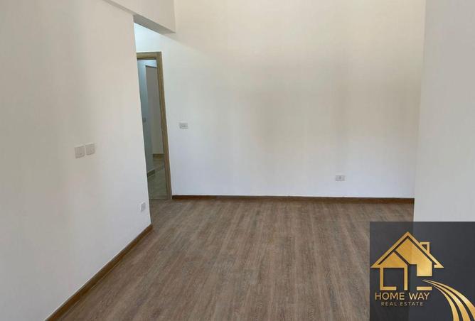 55758354 - Property Main Image