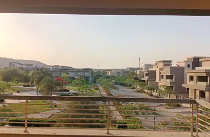 Villa - 6 Bedrooms - 6 Bathrooms for sale in New Giza - Cairo Alexandria Desert Road - 6 October City - Giza