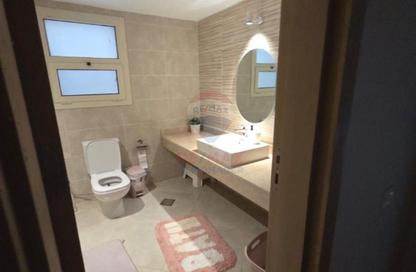 Apartment - 3 Bedrooms - 2 Bathrooms for sale in New Giza - Cairo Alexandria Desert Road - 6 October City - Giza