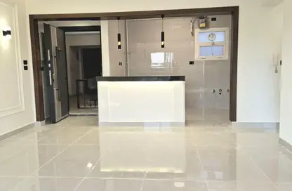 Apartment - 2 Bedrooms - 1 Bathroom for sale in El Rehab Extension - Al Rehab - New Cairo City - Cairo