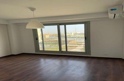 Apartment - 4 Bedrooms - 4 Bathrooms for sale in Village West - Sheikh Zayed Compounds - Sheikh Zayed City - Giza