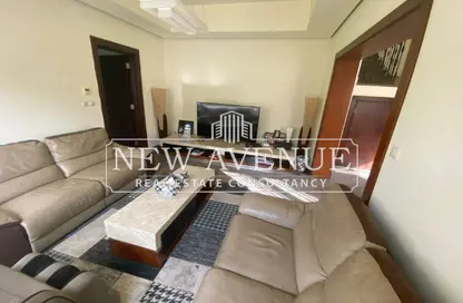 فيلا - 4 غرف نوم - 4 حمامات للبيع في ألبا سبينديا - اب تاون كايرو - المقطم - القاهرة