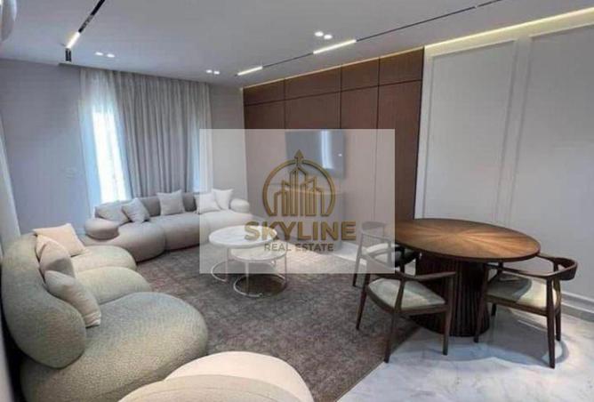 Luxury special finishes apartment close to markets