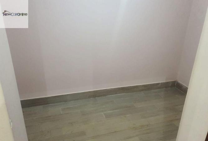 104039678 - Property Image 2
