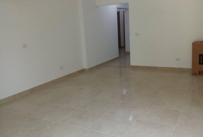 102912464 - Property Image 3