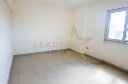 Apartment - 3 Bedrooms - 1 Bathroom for sale in New Smouha - Smouha - Hay Sharq - Alexandria