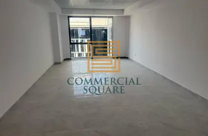 مساحات مكتبية - غرفة نوم - 1 حمام للايجار في شارع التسعين الشمالي - التجمع الخامس - مدينة القاهرة الجديدة - القاهرة