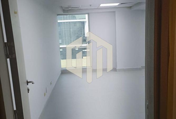 82874610 - Property Image 2