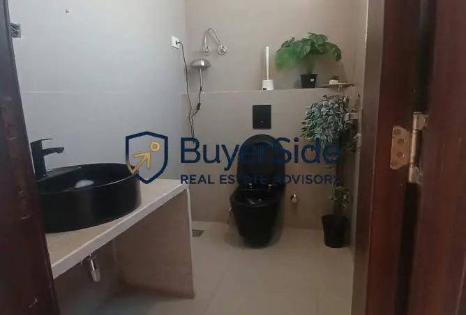 117273808 - Property Image 3