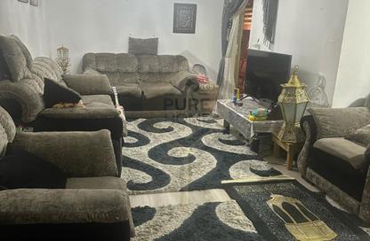 Apartment - 2 Bedrooms - 1 Bathroom for sale in Smouha Square - Smouha - Hay Sharq - Alexandria