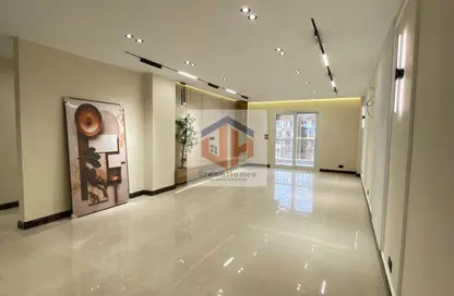 شقة - 3 غرف نوم - 2 حمامات للبيع في مدينتي - القاهرة