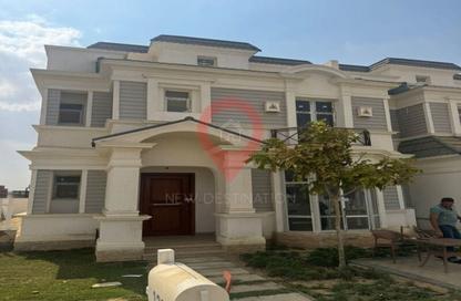 Villa - 4 - 4 for sale in Mountain View iCity October - 6 October Compounds - 6 October City - Giza