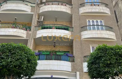 Apartment - 2 Bedrooms - 1 Bathroom for sale in Al Nozha St. - Almazah - Heliopolis - Masr El Gedida - Cairo