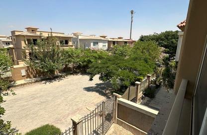 فيلا - 6 غرف نوم - 6 حمامات للبيع في بارادايس - امتداد المستثمرين الشمالية - مدينة القاهرة الجديدة - القاهرة