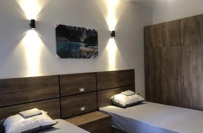 Apartment - 2 - 2 for sale in Palm Hills Village Gate - South Investors Area - New Cairo City - Cairo Apartment - 2 - 2 for sale in Palm Hills Village Gate - South Investors Area - New Cairo City - Cairo