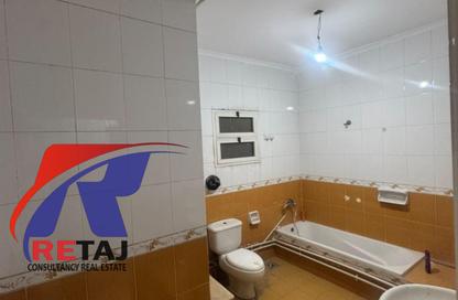 Apartment - 3 - 2 for sale in Makram Ebeid St. - 6th Zone - Nasr City - Cairo