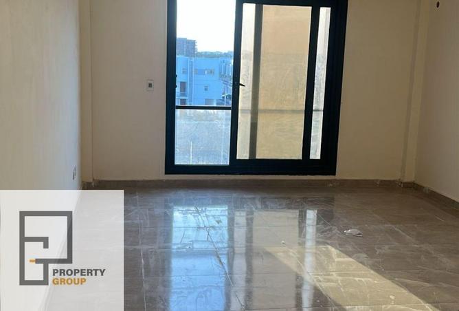 102913814 - Property Image 2