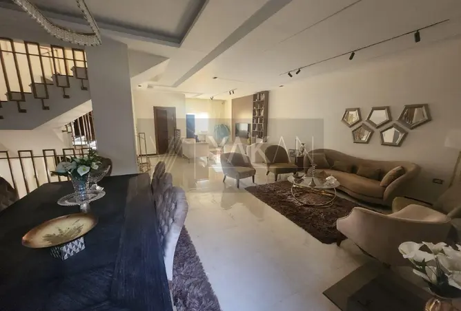 111584525 - Property Image 2