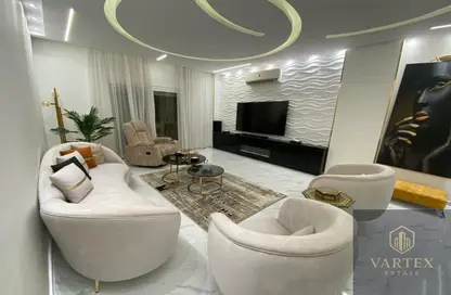 شقة - 3 غرف نوم - 3 حمامات للايجار في لافي - المستثمرين الجنوبية - مدينة القاهرة الجديدة - القاهرة شقة - 3 غرف نوم - 3 حمامات للايجار في لافي - المستثمرين الجنوبية - مدينة القاهرة الجديدة - القاهرة