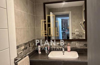 Apartment - 3 Bedrooms - 3 Bathrooms for rent in New Giza - Cairo Alexandria Desert Road - 6 October City - Giza