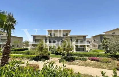 Villa - 5 Bedrooms - 5 Bathrooms for sale in Swan Lake Residence - 5th Settlement Compounds - The 5th Settlement - New Cairo City - Cairo