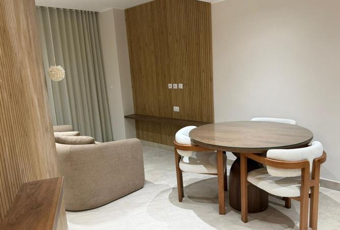 98821598 - Property Image 2
