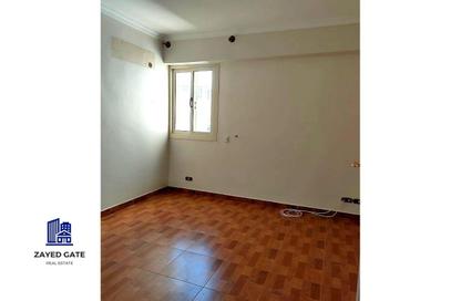 Apartment - 3 Bedrooms - 2 Bathrooms for rent in Hadayek Al Mohandessin - 4th District - Sheikh Zayed City - Giza
