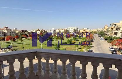 دوبلكس - 5 غرف نوم - 4 حمامات للبيع في المنطقة ب - حى جنوب الاكايمية - مدينة القاهرة الجديدة - القاهرة