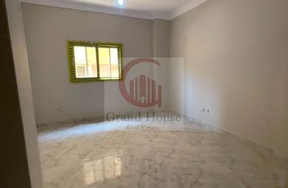 Apartment - 3 Bedrooms - 2 Bathrooms for rent in Street 33 - District 1 - The 5th Settlement - New Cairo City - Cairo