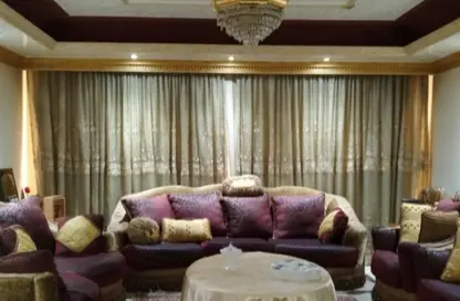 شقة - 3 غرف نوم - 3 حمامات للبيع في شارع ابو داوود الظاهري - المنطقة السادسة - مدينة نصر - القاهرة