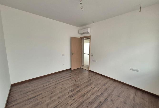 72711358 - Property Image 2