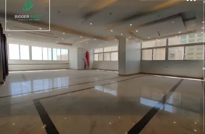 Office Space - 7 Bedrooms - 3 Bathrooms for rent in Cornish El Nile St. - Maadi - Hay El Maadi - Cairo