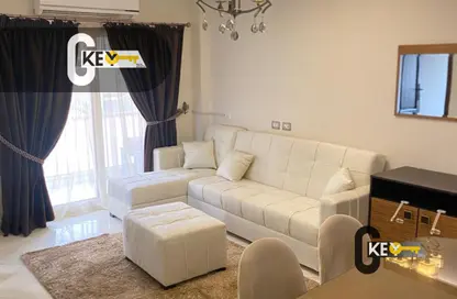 شقة - 2 غرف نوم - 1 حمام للايجار في B7 - مدينتي - القاهرة